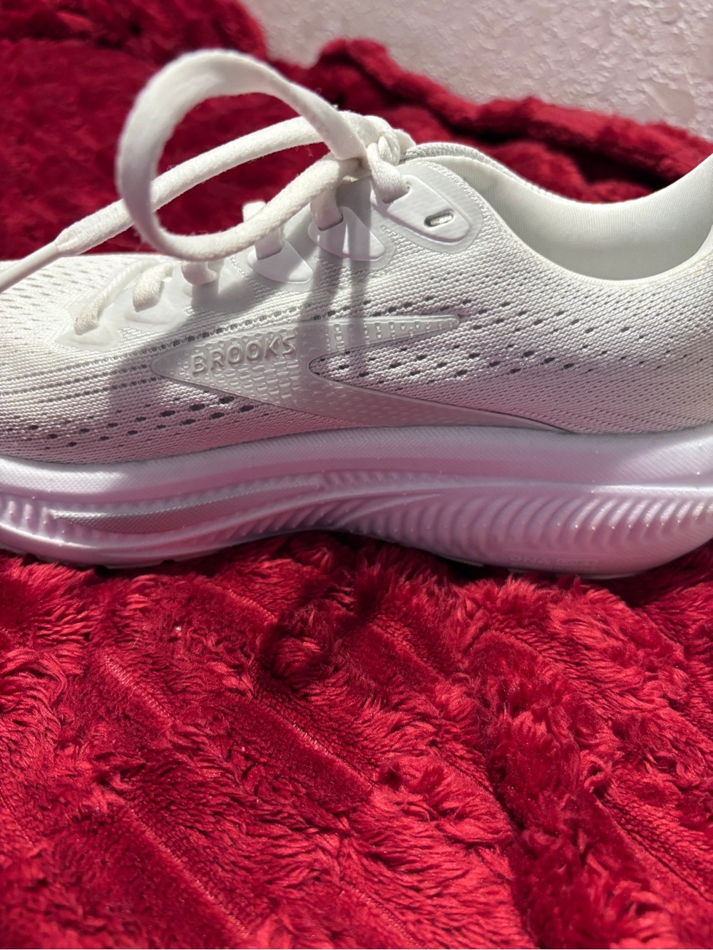 Brooks Women’s Ghost 17 White Silver Running Shoes 5.5M Excellent Condition - Picture 4 of 9